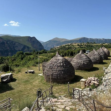 Camping Lekdushi - Shehu Hotel Tepelene Exterior foto