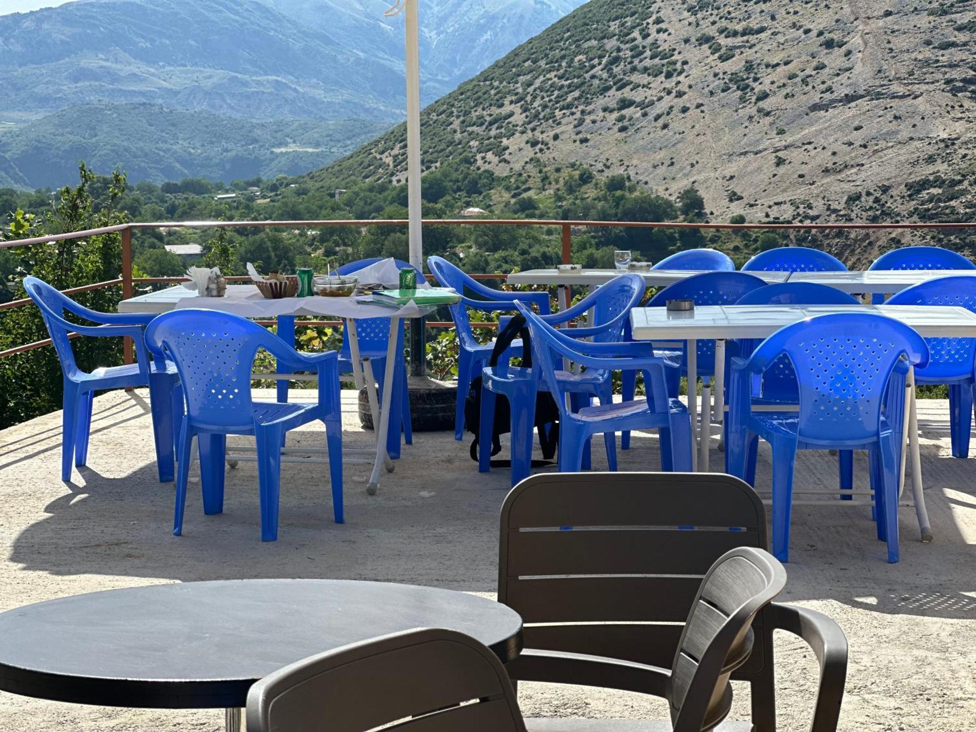 Camping Lekdushi - Shehu Hotel Tepelene Exterior foto